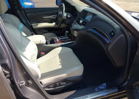 2015 Infiniti Q70 3.7X z USA, uszkodzony, nr VIN JN1BY1AR3FM560359